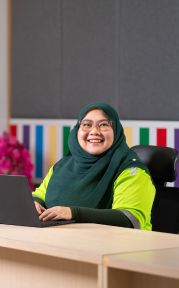 desktop-employee-image
