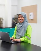 desktop-employee-image